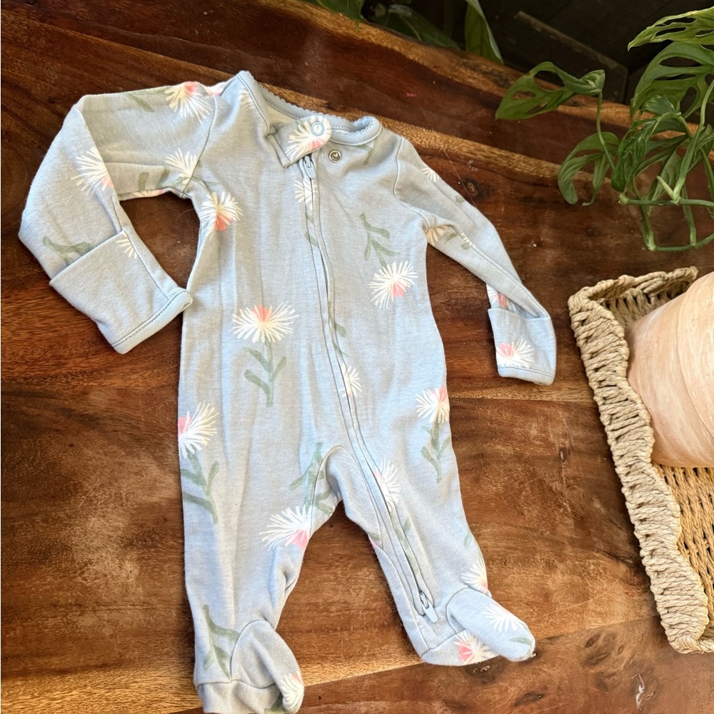 Carter's bundle 4 sleepers